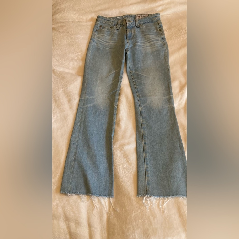 AG Jodi crop flare  light wash denim size 24